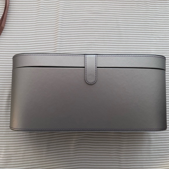 Dyson Supersonic Blowdryer - White - Picture 4 of 4